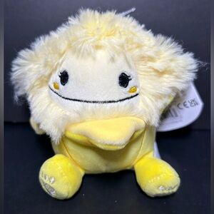 Nomi the Banana Bigfoot Clip Squishmallow